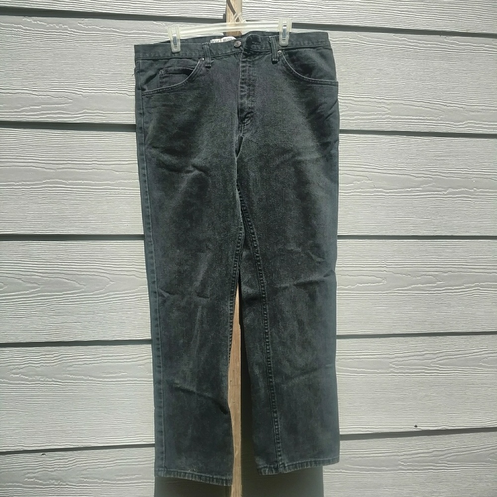 Lee's Men's Regular Fit Black Jeans size 38 x 32